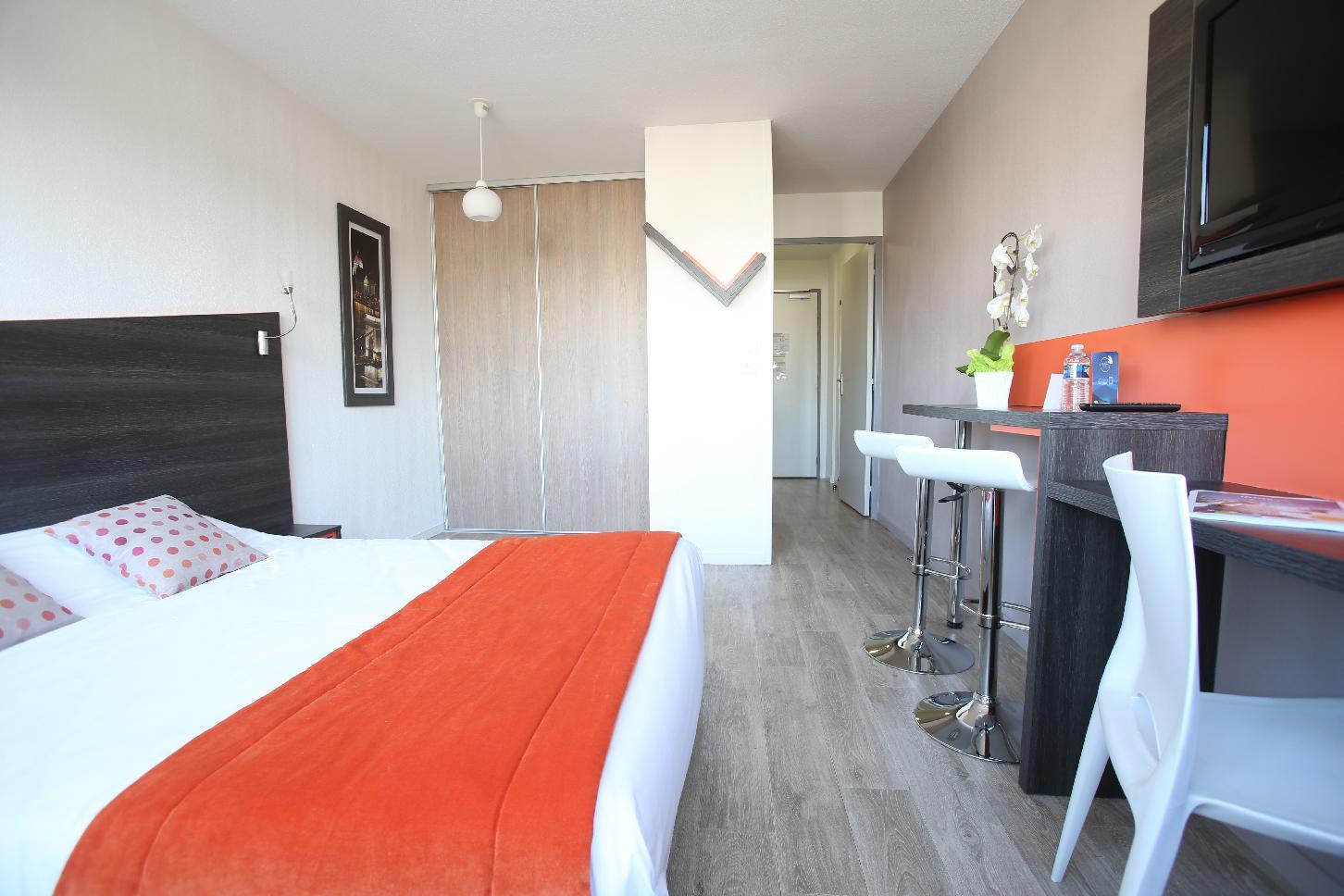 Adonis Paris Sud Aparthotel Chevilly-Larue Exterior photo