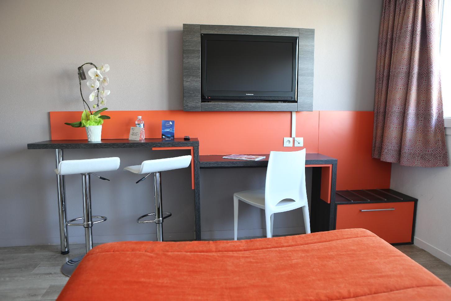 Adonis Paris Sud Aparthotel Chevilly-Larue Exterior photo